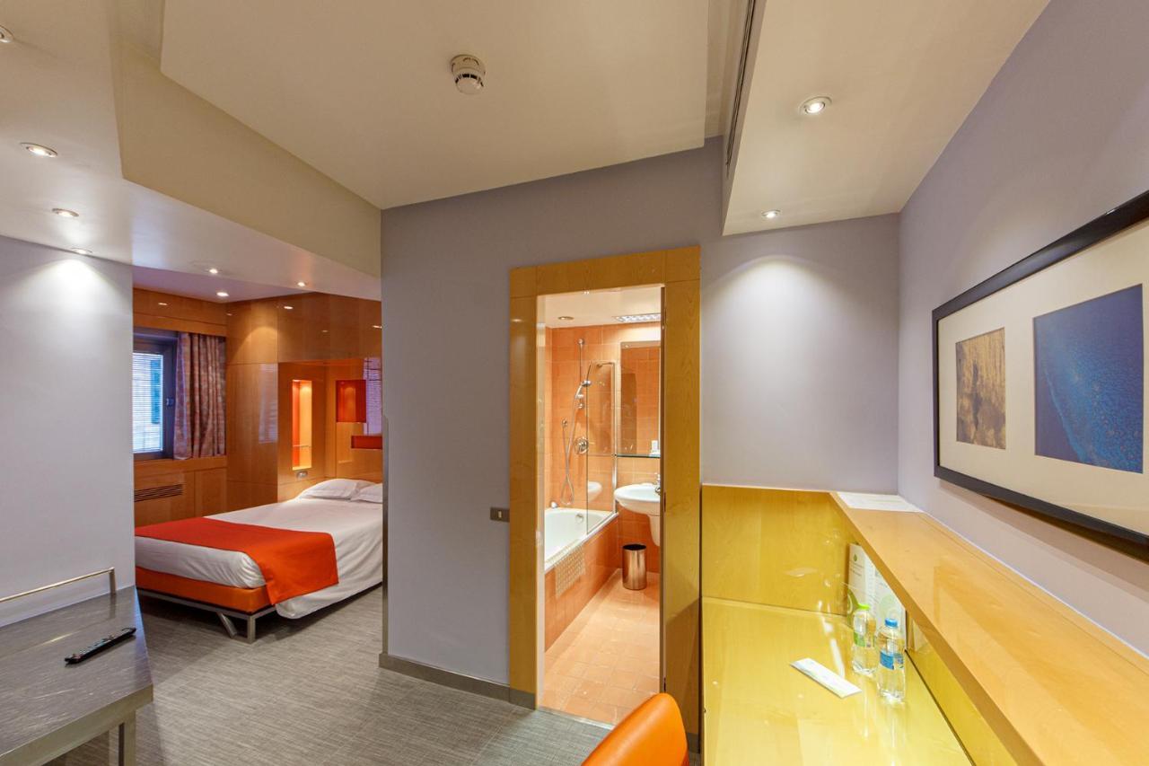 Albani Hotel Roma Esterno foto
