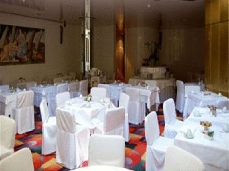 Albani Hotel Roma Esterno foto